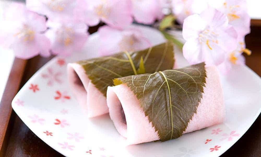 Hương vị thơm ngon của món Sakura mochi (Mochi anh đào) 
