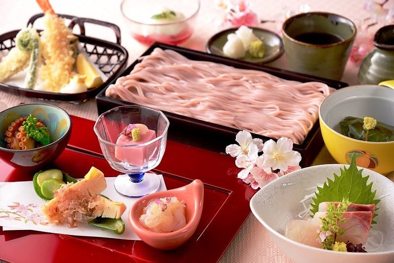 Mỳ lạnh Sakura mang hương vị truyền thống Nhật Bản
