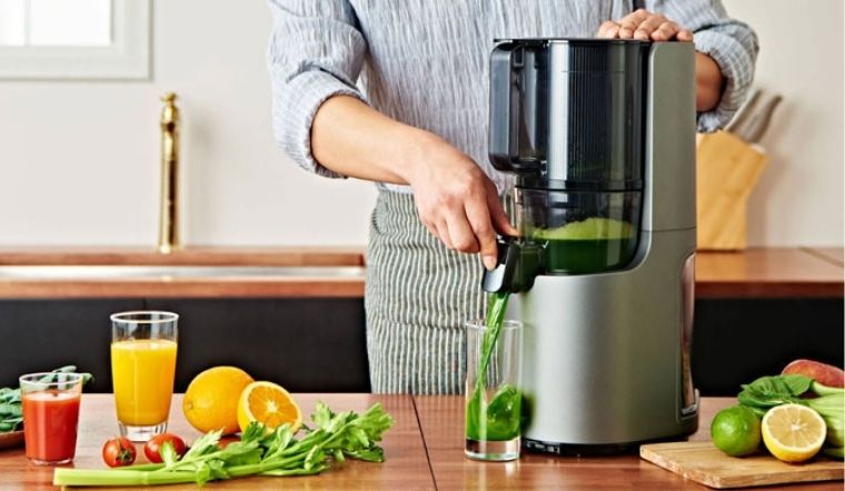 Vệ sinh máy ép chậm