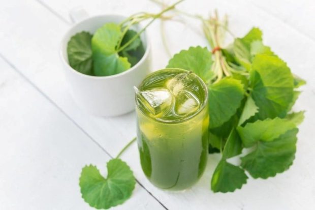 6 Cách làm nước ép rau má giải nhiệt mùa hè