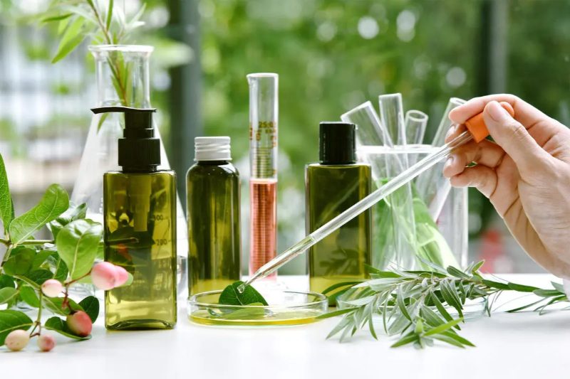 Mỹ phẩm thiên nhiên là xu hướng làm đẹp đang rất được quan tâm