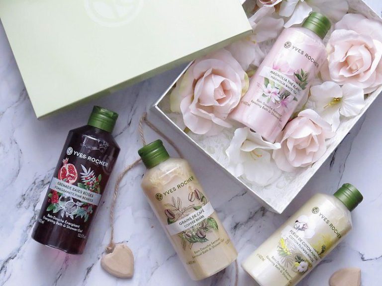 Set mỹ phẩm chăm sóc dành tặng nhân viên