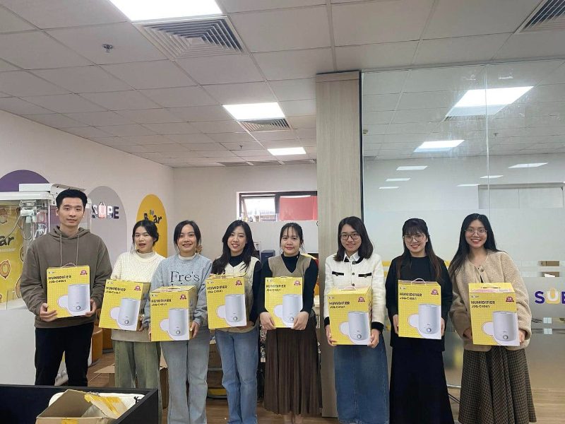 Máy pha cà phê là gợi ý quà tặng độc đáo cho đối tác chiến lược của doanh nghiệp tài chính