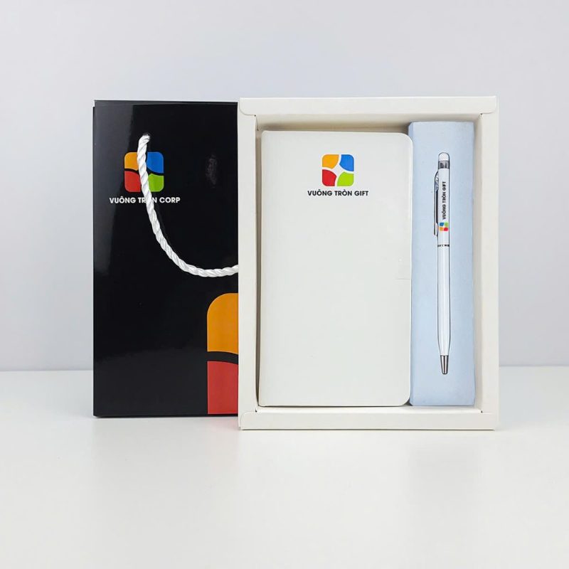 Set quà sổ tay da, bút máy dành cho người nhận là các lãnh đạo, đối tác chiến lược, khách hàng VIP