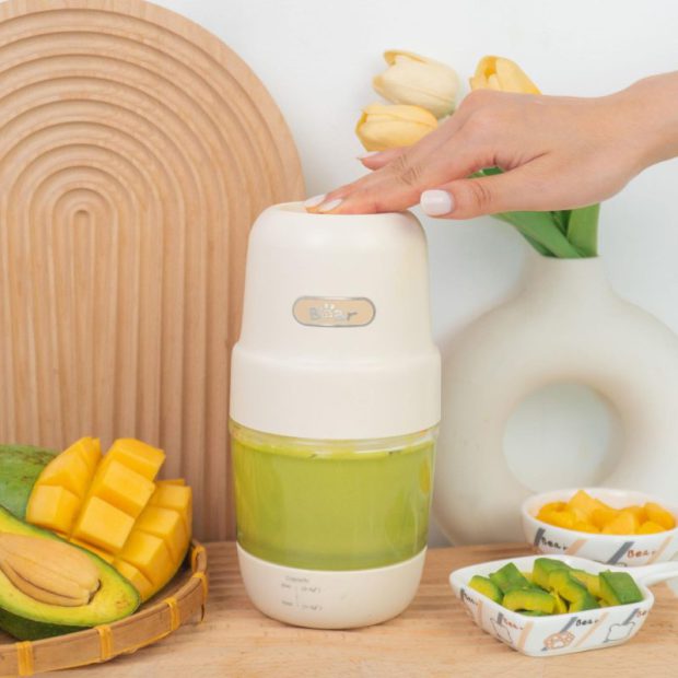 Máy xay ăn dặm Bear 0.3L CH-4H02S