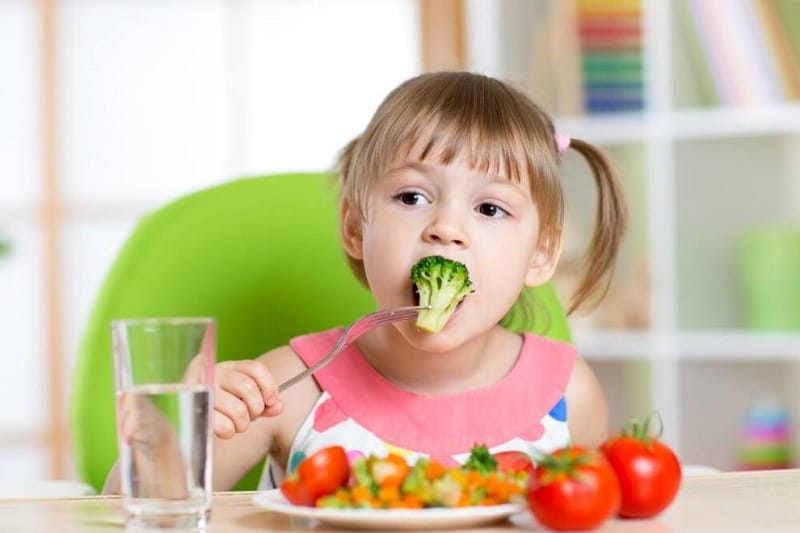 Chế độ ăn dành cho trẻ 8 tháng tuổi